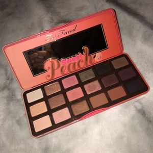Too faced sweet peach palette
